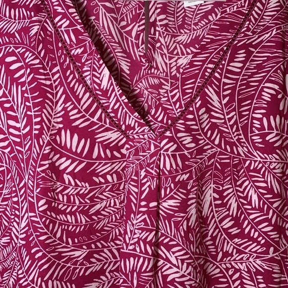 Lz Claiborne Womens V Neck short slee牛
Bouse
Rose Leaf Pattern Size XXL Comfy - Picture 5 of 12